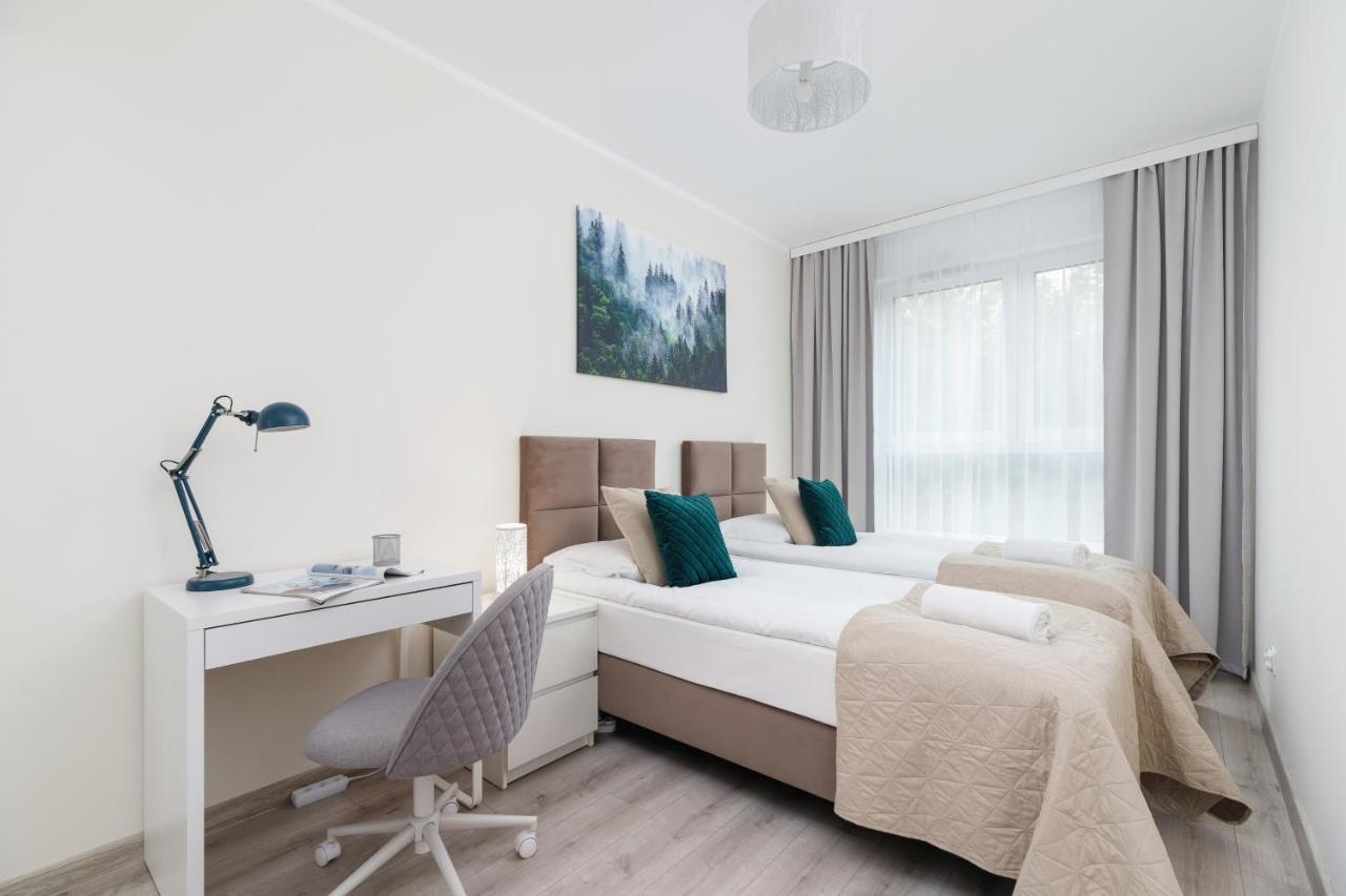 W Parku Lotnikow Apartments Tauron Arena By Noclegi Renters Krasków Exterior foto
