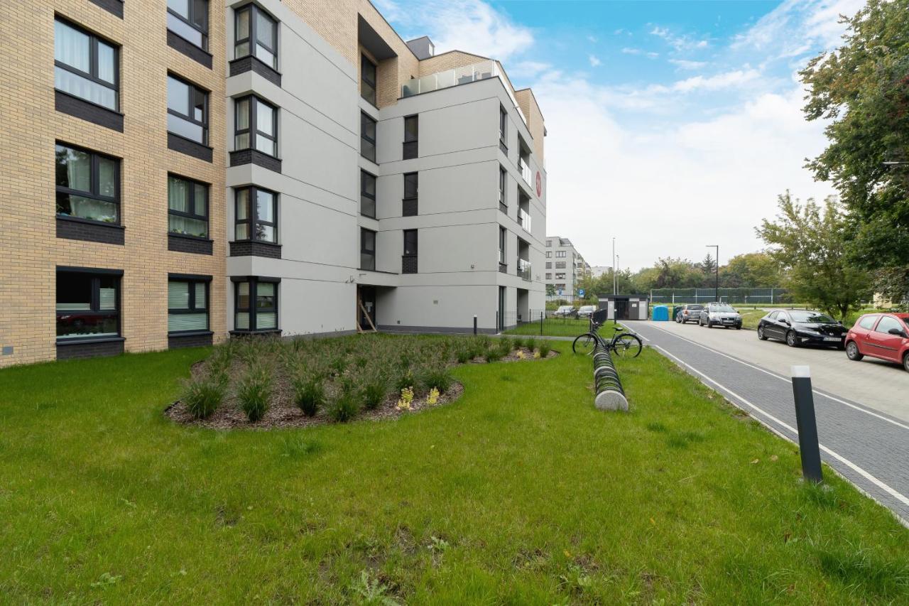 W Parku Lotnikow Apartments Tauron Arena By Noclegi Renters Krasków Exterior foto